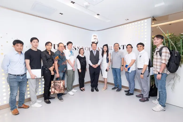 SAFE เปิดบ้านต้อนรับ "บล.พาย"-นักลงทุน เยี่ยมชมคลินิกรักษาผู้มีบุตรยาก
