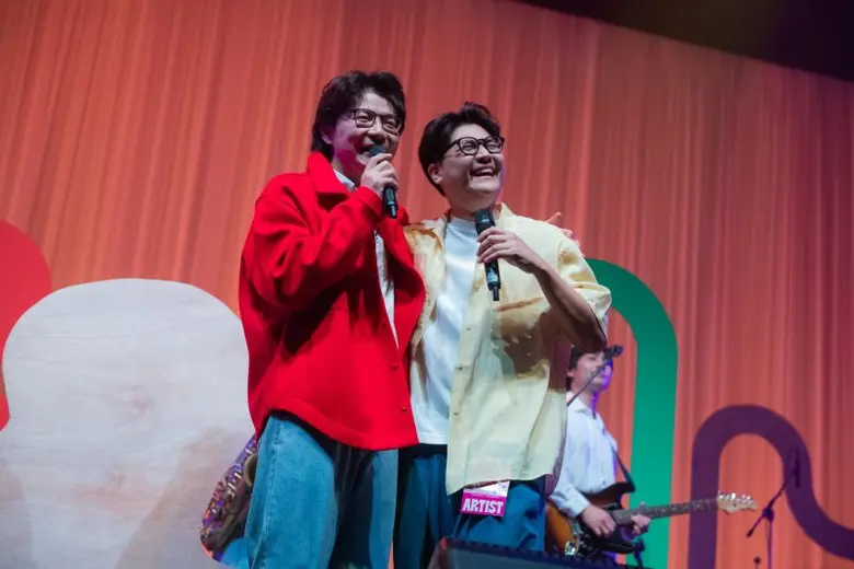 "โน วัน เอลส์ - ลิปตา - เฟลโล่ว เฟลโล่ว" โชว์สุดฟิน สาดเพลงรักแบบนอนสต็อป ใน คอนเสิร์ต "คลั่งรัก"
