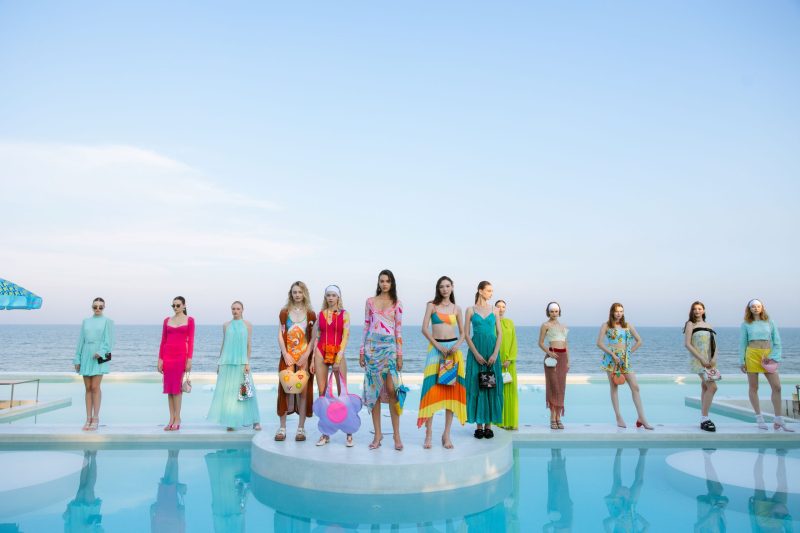 เหล่าเซเลปและอินฟูเอนเซอร์ อวดความสวยสดใส ในงาน lyn around Beachside Blast เปิดตัว lyn around Spring 2024 Collection: Beach Destination