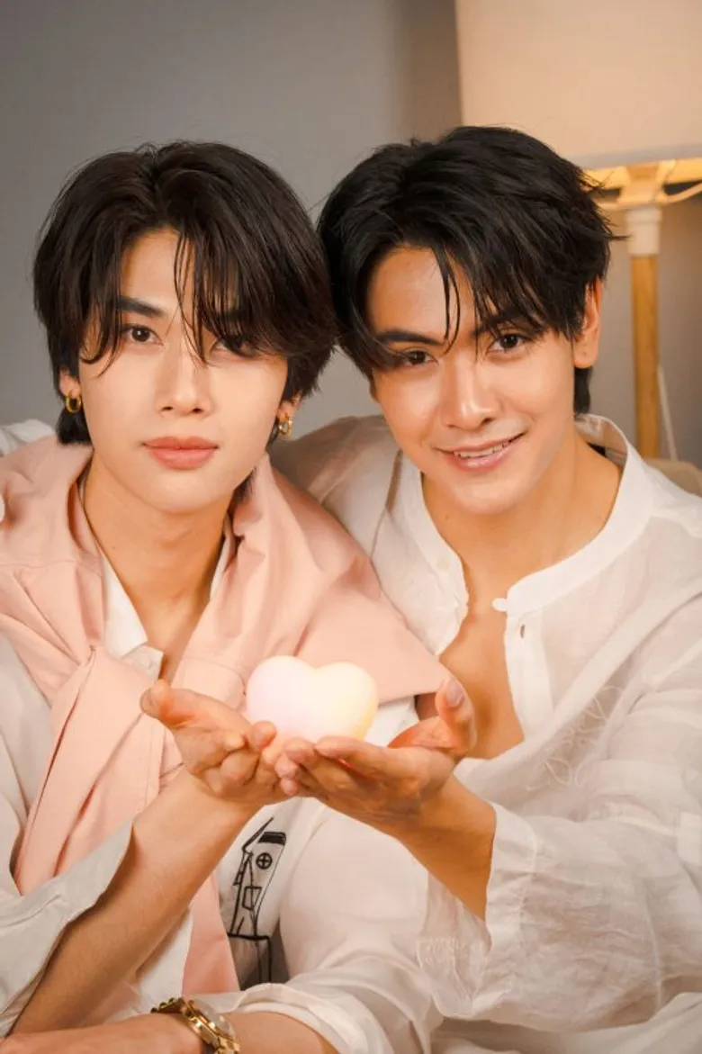 'ป๊อปทีน' ปลุกตลาดรองเท้านักเรียน จัดแคมเปญ "Poplove Season 5" บอกรักวาเลนไทน์