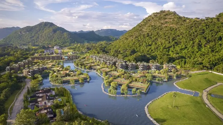 "บันยันทรี เรสซิเดนซ์ เครสตัน ฮิลล์" เผยความสำเร็จหลังยอดพรีเซลทะลุ 1 พันล้าน ตอกย้ำดีมานด์ Branded Residence ระดับลักชัวรีในไทยแข็งแกร่ง