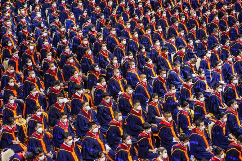 มหาวิทยาลัยรามคำแหง จัดพิธีพระราชทานปริญญาบัตร รุ่นที่ 48