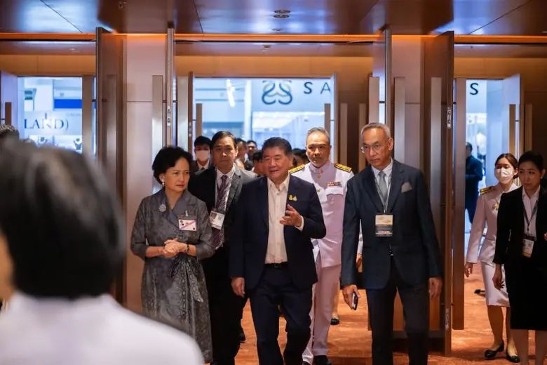 "พาณิชย์" ปลื้ม "บางกอกเจมส์" ครั้งที่ 69 สำเร็จเกินคาด มูลค่าการสั่งซื้อทะลุ 3,700 ล้านบาท