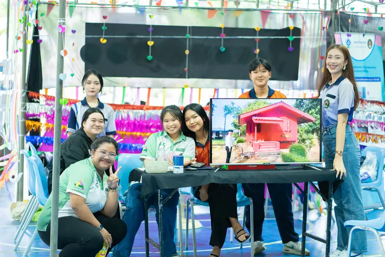 ชมรมนักศึกษารวมพลัง! โชว์ผลงานสุดสร้างสรรค์