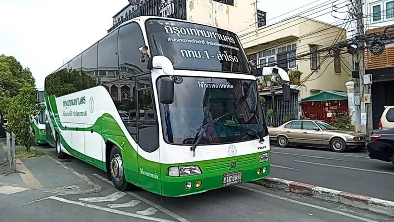 กทม.เร่งประสาน กฟน.-กสทช.จัดระเบียบสายไฟฟ้า-สายสื่อสารรอบศาลาว่าการ กทม.(เสาชิงช้า)