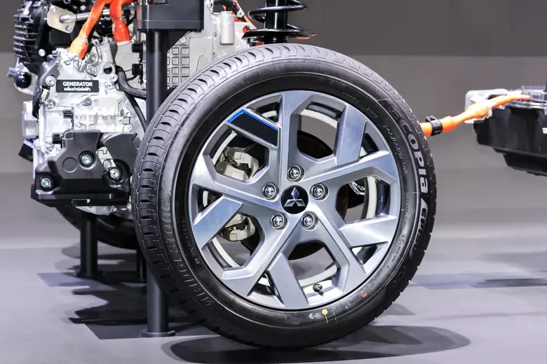 "BRIDGESTONE ECOPIA EP150 เหนือชั้นด้วยเทคโนโลยี ENLITEN(R)" นวัตกรรมล่าสุดจากบริดจสโตน ได้รับเลือกเป็นยางล้อมาตรฐานติดตั้งในรถยนต์ "New Xpander HEV และ New Xpander Cross HEV" จากมิตซูบิชิ มอเตอร์ส