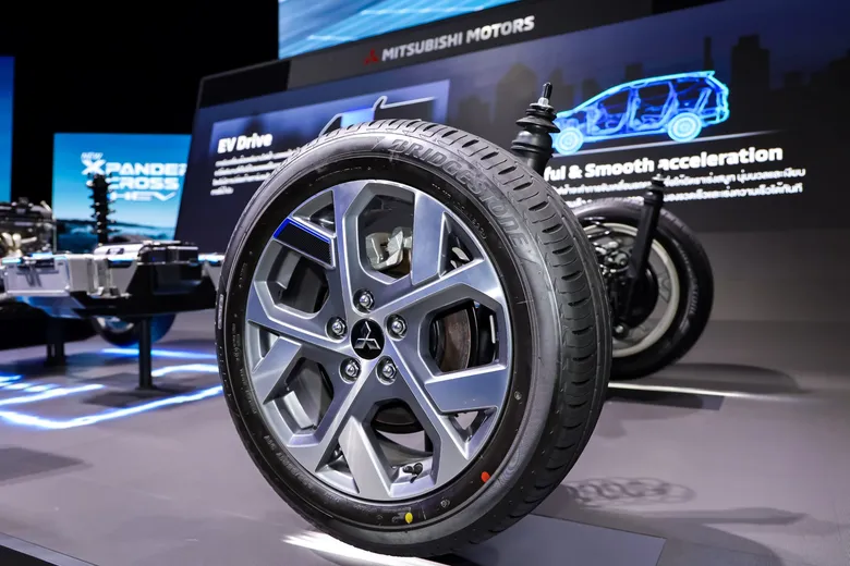 "BRIDGESTONE ECOPIA EP150 เหนือชั้นด้วยเทคโนโลยี ENLITEN(R)" นวัตกรรมล่าสุดจากบริดจสโตน ได้รับเลือกเป็นยางล้อมาตรฐานติดตั้งในรถยนต์ "New Xpander HEV และ New Xpander Cross HEV" จากมิตซูบิชิ มอเตอร์ส