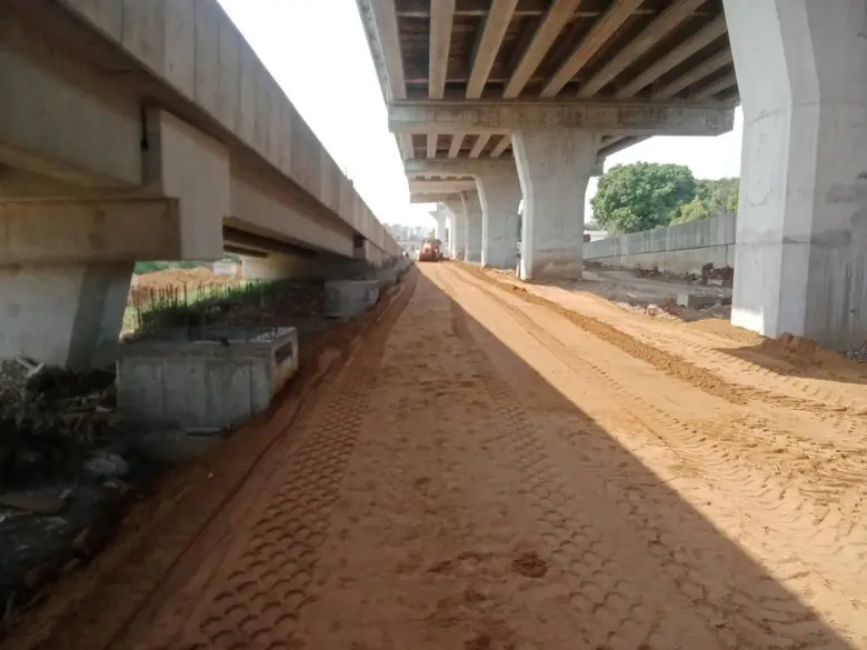 กทม.เร่งผู้รับจ้างก่อสร้างสะพานข้ามแยกสะพานใหม่ให้แล้วเสร็จตามสัญญา