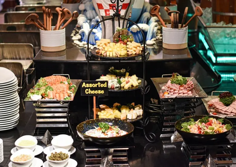 Seafood Lunch Buffet at the Emerald Coffee Shop