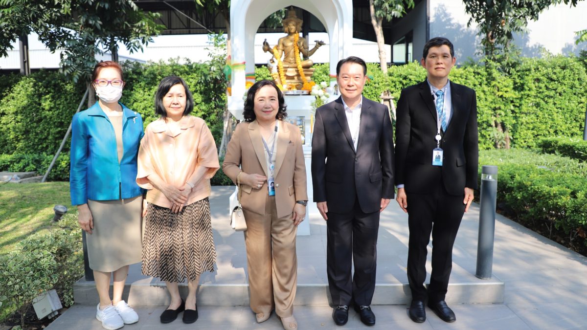 ครบรอบ 3 ปี โรงพยาบาลนวเวช จัดพิธีทำบุญเพื่อความเป็นสิริมงคล