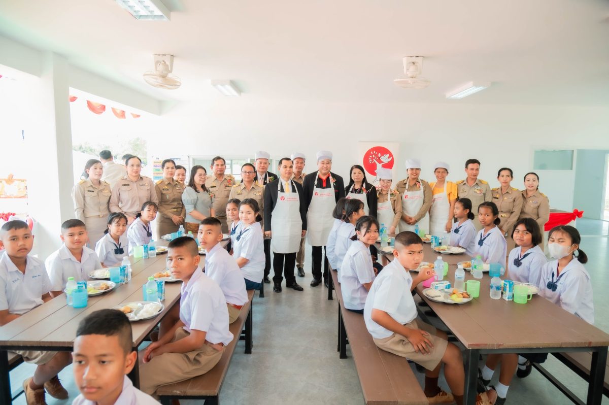 มูลนิธิอายิโนะโมะโต๊ะ ส่งมอบอาคารโรงอาหารอายิโนะโมะโต๊ะ ให้แก่ โรงเรียนในโครงการ "อายิโนะโมะโต๊ะ โภชนาการเพื่อเด็กไทย ก้าวไกลสร้างชาติ"