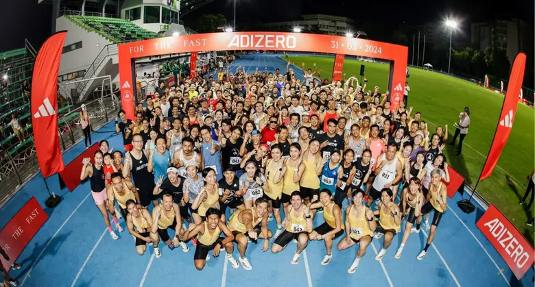 อาดิดาสเปิดตัว TAKUMI SEN 10 รองเท้าวิ่งสำหรับทำความเร็วรุ่นล่าสุดในตระกูล ADIZERO พร้อมชวนเหล่านักวิ่งขาแรงกว่า 300 ชีวิต ร่วมกิจกรรม 'FOR THE FAST.ADIZERO.'