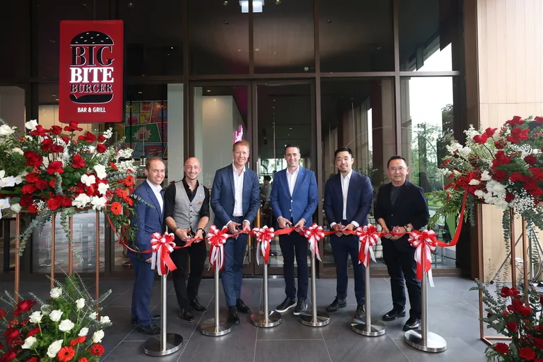 Celebrate the Grand Opening of the Big Bite Burger Bar & Grill at Courtyard by Marriott Bangkok Suvarnabhumi Airport