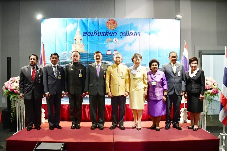 กมธ.การอุดมศึกษาฯ วุฒิสภา จัดพิธีมอบโล่รางวัล "หอเกียรติยศ 2567 วุฒิสภา" เพื่อส่งเสริมการสร้างคนดี คนเก่ง คนกล้า ต้นแบบในสังคมไทยให้มีความยั่งยืน