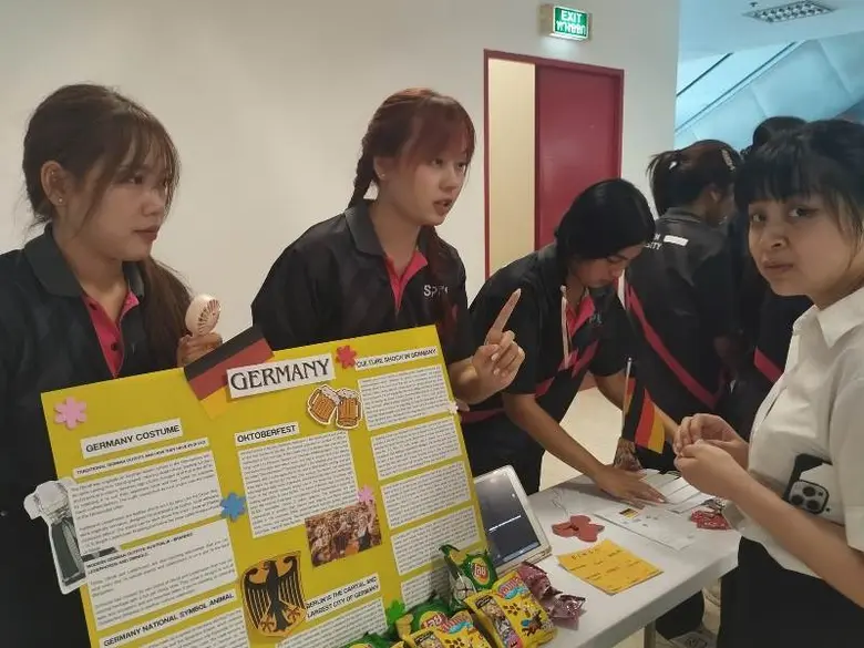 สาขาวิชาภาษาอังกฤษสื่อสารธุรกิจ LA SPU จัดกิจกรรม LA ENGLISH TALENT 2024 : WRITING AND SPEAKING ฝึกภาษาอังกฤษ สนุก ลุ้นรางวัล!
