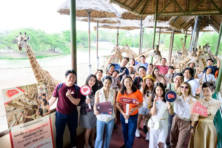 KTC Joins Forces with Safari World for "KTC Fun & Friend Family Day" Inviting Travel Influencers and Family to Experience "Unlimited Experiences with Fewer Points".