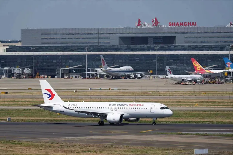 China Eastern Airlines receives first of 100-aircraft order