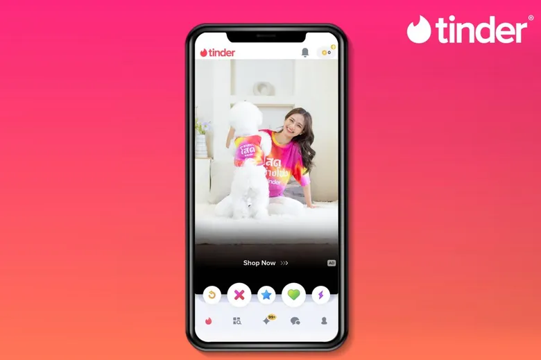 กระแส Pet Humanization มาแรงฉุดไม่อยู่ Tinder จับมือ Clawset เปิดตัวคอลเลกชันเสื้อผ้าคู่สัตว์เลี้ยง