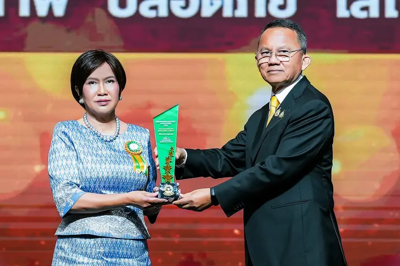 เทพไทย คว้ารางวัลสถานประกอบการดีเด่นและผล...