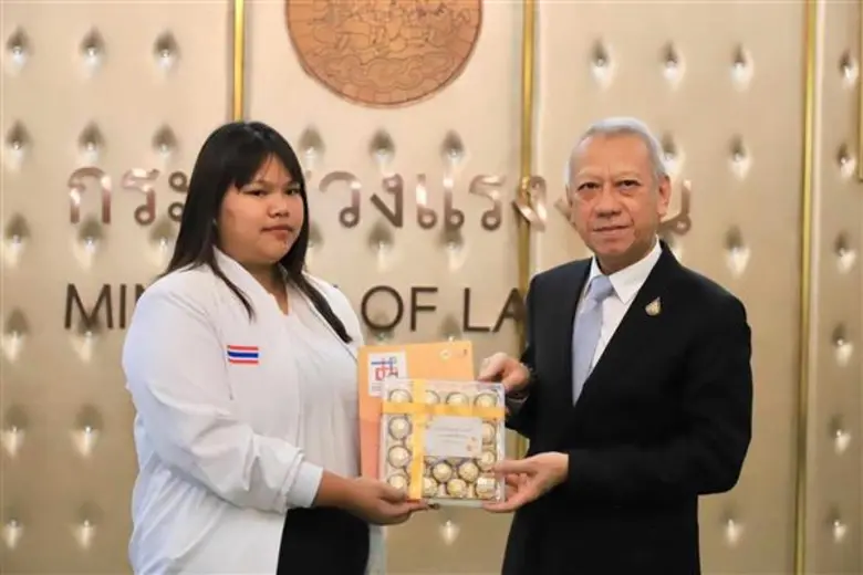 เป็นประจำทุกปีที่วิทยาลัยดุสิตธานี สถาบัน...