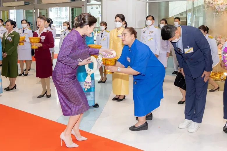 สมเด็จพระนางเจ้าสุทิดา พัชรสุธาพิมลลักษณ ...