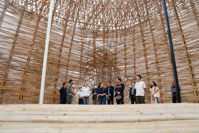 รัฐมนตรีว่าการกระทรวงวัฒนธรรมเยี่ยมชมพิพิธภัณฑ์ศิลปะร่วมสมัยเมืองเชียงราย จังหวัดเชียงราย