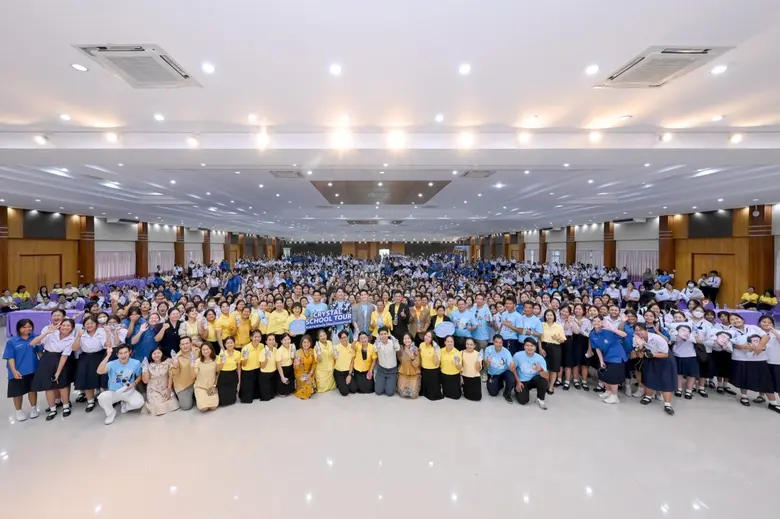 "CRYSTAL SCHOOL TOUR" ลุยโรดโชว์ 4 เมืองใ...