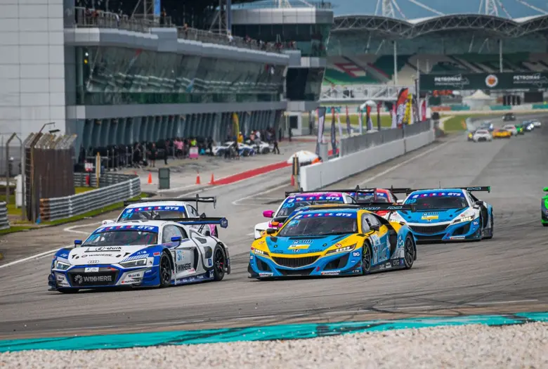 Unexpected situations for Sandy at Sepang