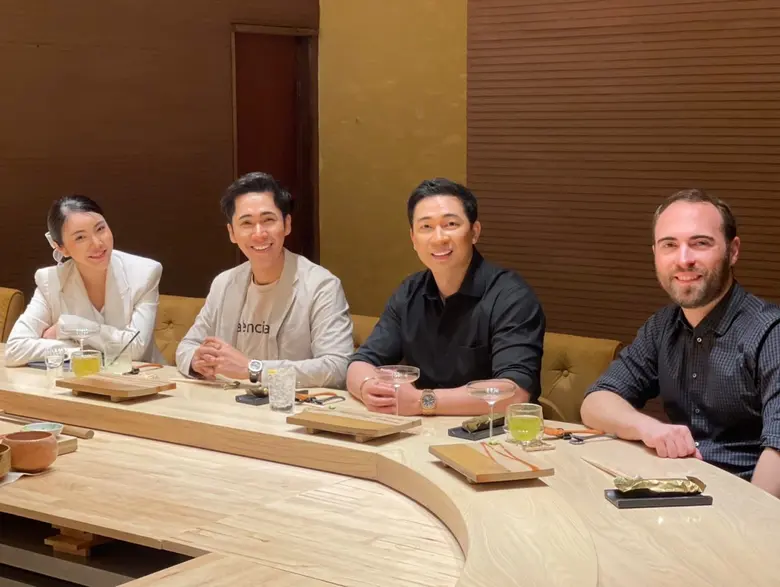 Sushi KiShin ชวนเหล่าเซเลบริตี้ ร่วมดื่มด...