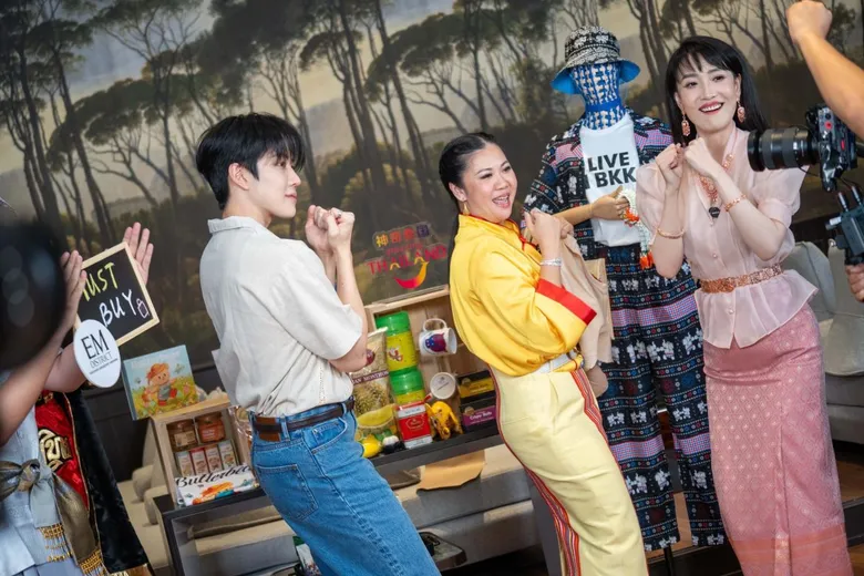 ททท. จับมือ CTrip.com จัดกิจกรรมไลฟ์ขายดีลท่องเที่ยว เปิดโครงการกระตุ้นตลาดนักท่องเที่ยวระยะใกล้ ดึงนักท่องเที่ยวจีน สร้างรายได้สู่ไทยแล้วกว่า 125 ล้านบาท