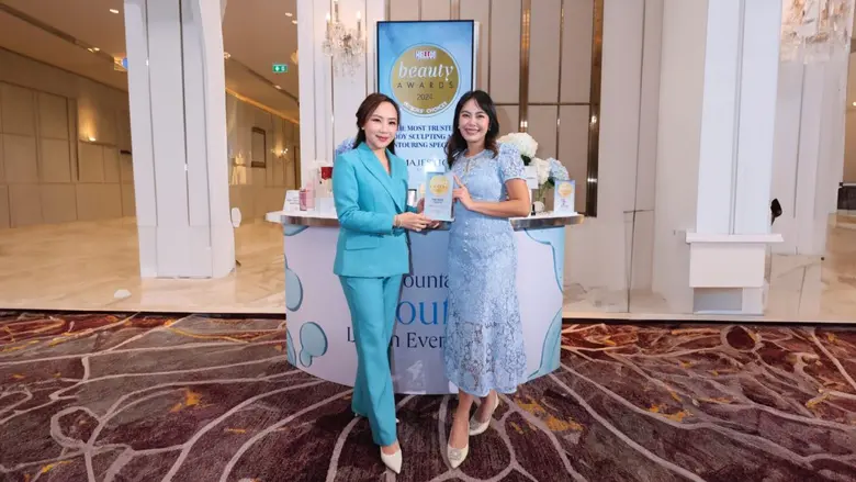 คุณอารีวรรณ ดีฤทธิ์เดชา CEO และ พญ. ภัทรล...