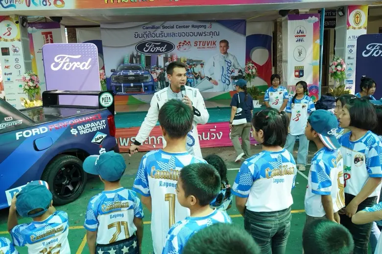 Thai racing driver Sandy Kraokaew Stuvik ...