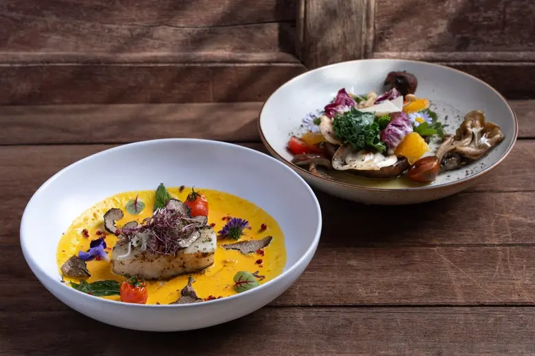No.43 Italian Bistro, Cape House Hotel, B...