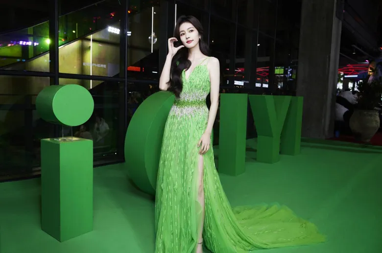 iQIYI (อ้ายฉีอี้) จัดงานยิ่งใหญ่กลางใจเมือง "iQIYI iJOY TH 2025" ประกาศศักดาการเติบโตยกระดับการลงทุน สุดเซอร์ไพรส์นักแสดงสาวยอดนิยมจากประเทศจีน "ไป๋ลู่" เดินทางมาร่วมงานในฐานะ iQIYI Global Ambassador