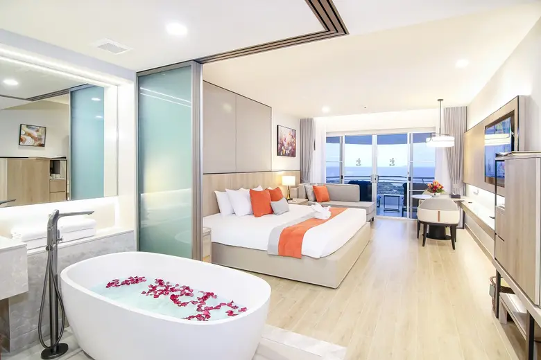 Royal Cliff Grand Hotel wins Lifestyle + Travel Award After Dazzling Transformation