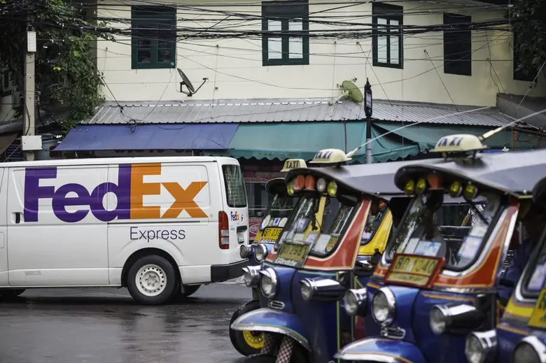 เฟดเอ็กซ์ คอร์ปอเรชั่น (Federal Express C...