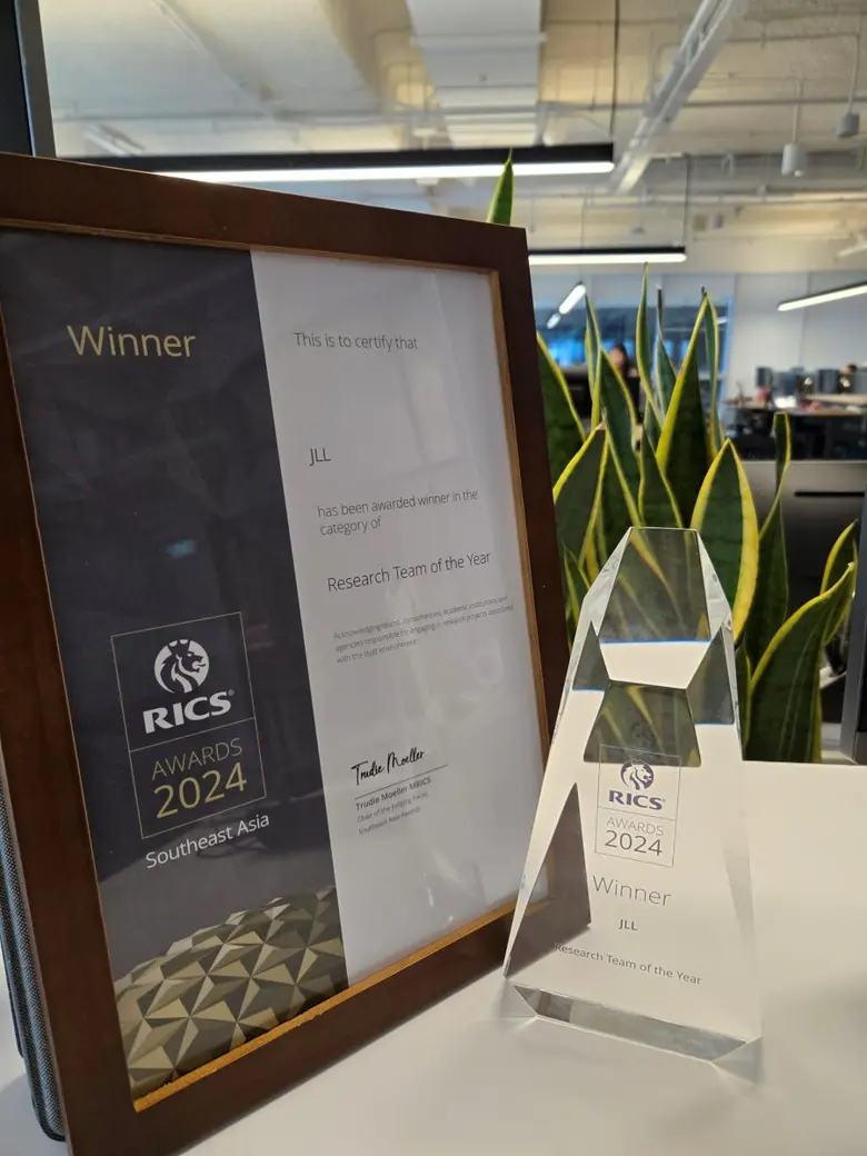 JLL Thailand Celebrates 35 Years of Shaping the Future of Real Estate