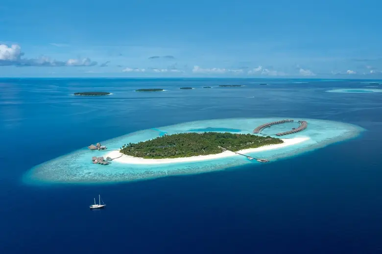 Exclusive Lessons with Former World No.1 Tennis Champion Angelique Kerber Only at Anantara Kihavah Maldives Villas