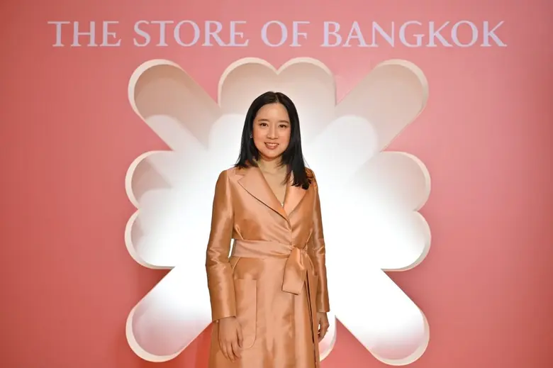 ห้างเซ็นทรัลชิดลม ในเครือเซ็นทรัล รีเทล เ...