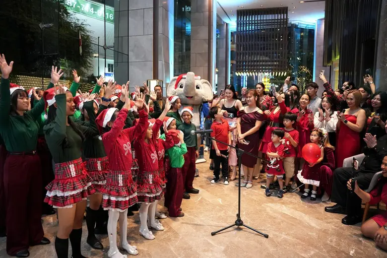 Hotel Nikko Bangkok Hosts 2024 Christmas Tree Lighting Ceremony