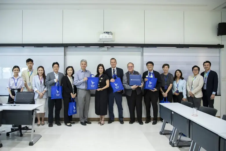 คณะผู้บริหารโรงเรียนนานาชาติไบรท์ตัน คอลเ...
