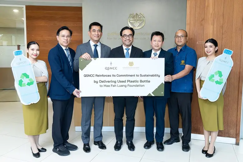 Surapol Utintu (third from left), CEO of ...