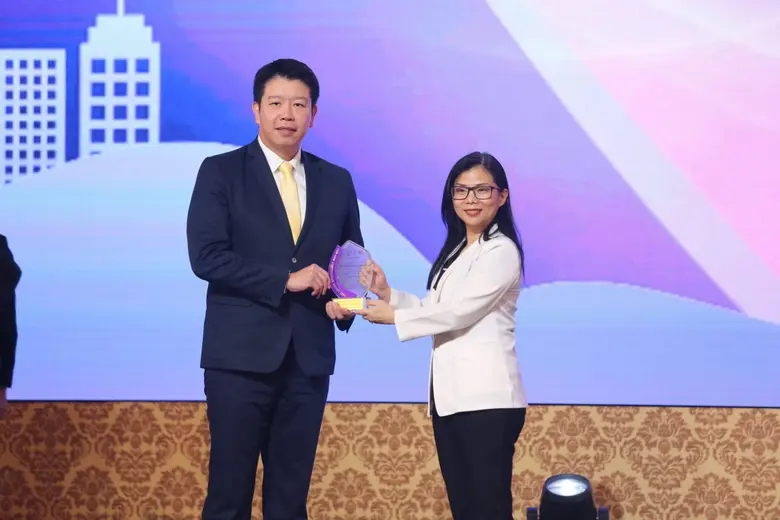 ดร.วรวุฒิ วรุตตมพรสุ Country Managing Dir...