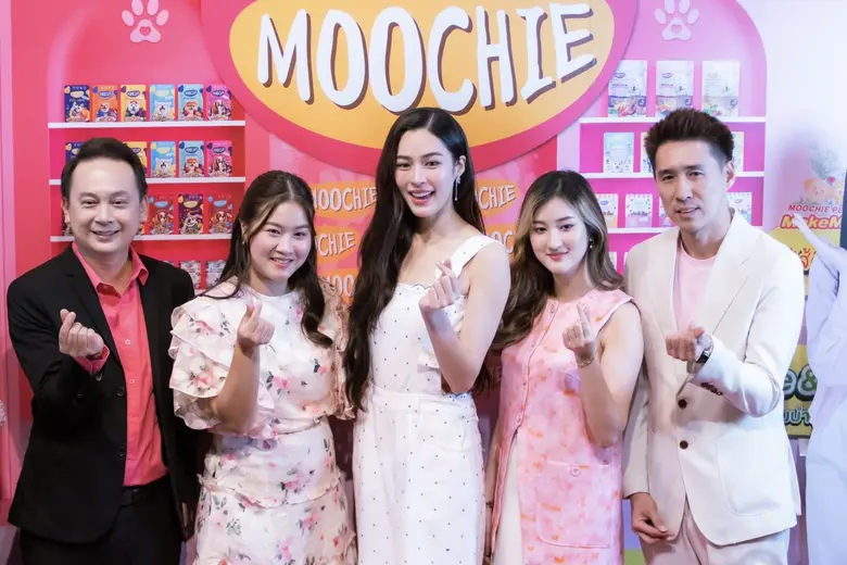 บริษัท ไทย ออซัม จำกัด เปิดตัว นักแสดงสาว...