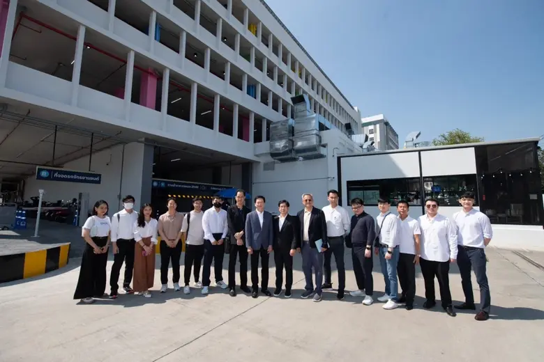 นายสันติพล เจนวัฒนไพศาล ประธานเจ้าหน้าที่บริหาร นาย...