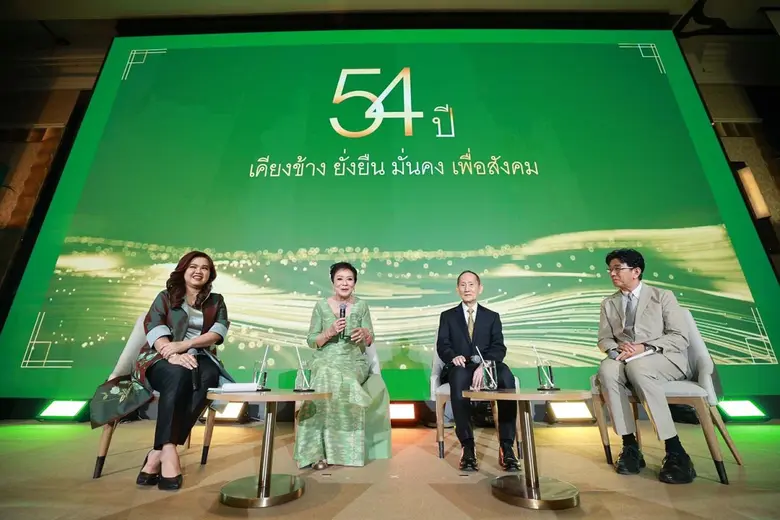 บรรยากาศแห่งความสุขและมิตรภาพอบอวล ในงานฉ...