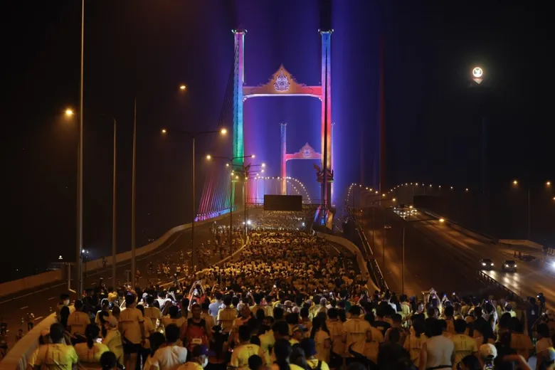 กทพ. สร้างประวัติศาสตร์! รวมพลังมวลชนเดิน-วิ่งลอยฟ้าสะพานทศมราชัน บันทึกความทรงจำโอกาสพิเศษเดียวในชีวิตนักวิ่ง