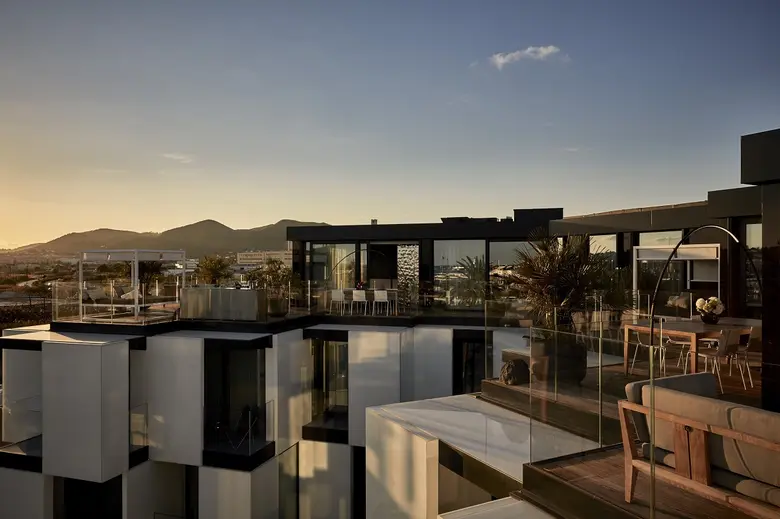 Minor Hotels announces the upcoming debut...