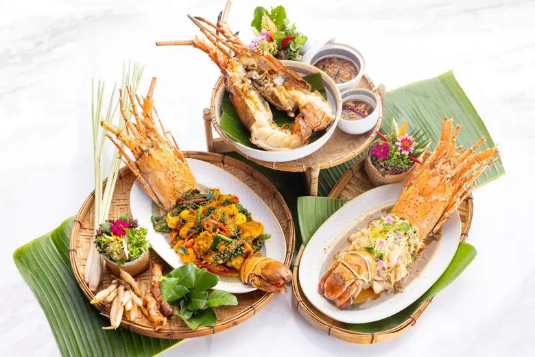 เชฟแห่งห้องอาหารไทย ศาลาทิพย์ ญาณวิทย์ ธี...