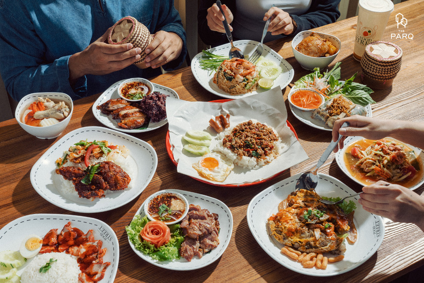 รวมสตรีทฟู้ดร้านดังระดับตำนาน สู่จุดหมายค...